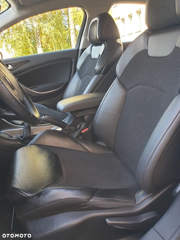 Citroën C5 2.0 HDi Confort Equilibre Navi - 23
