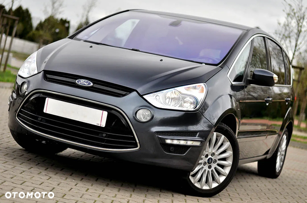 Ford S-Max 2.0 TDCi DPF Titanium