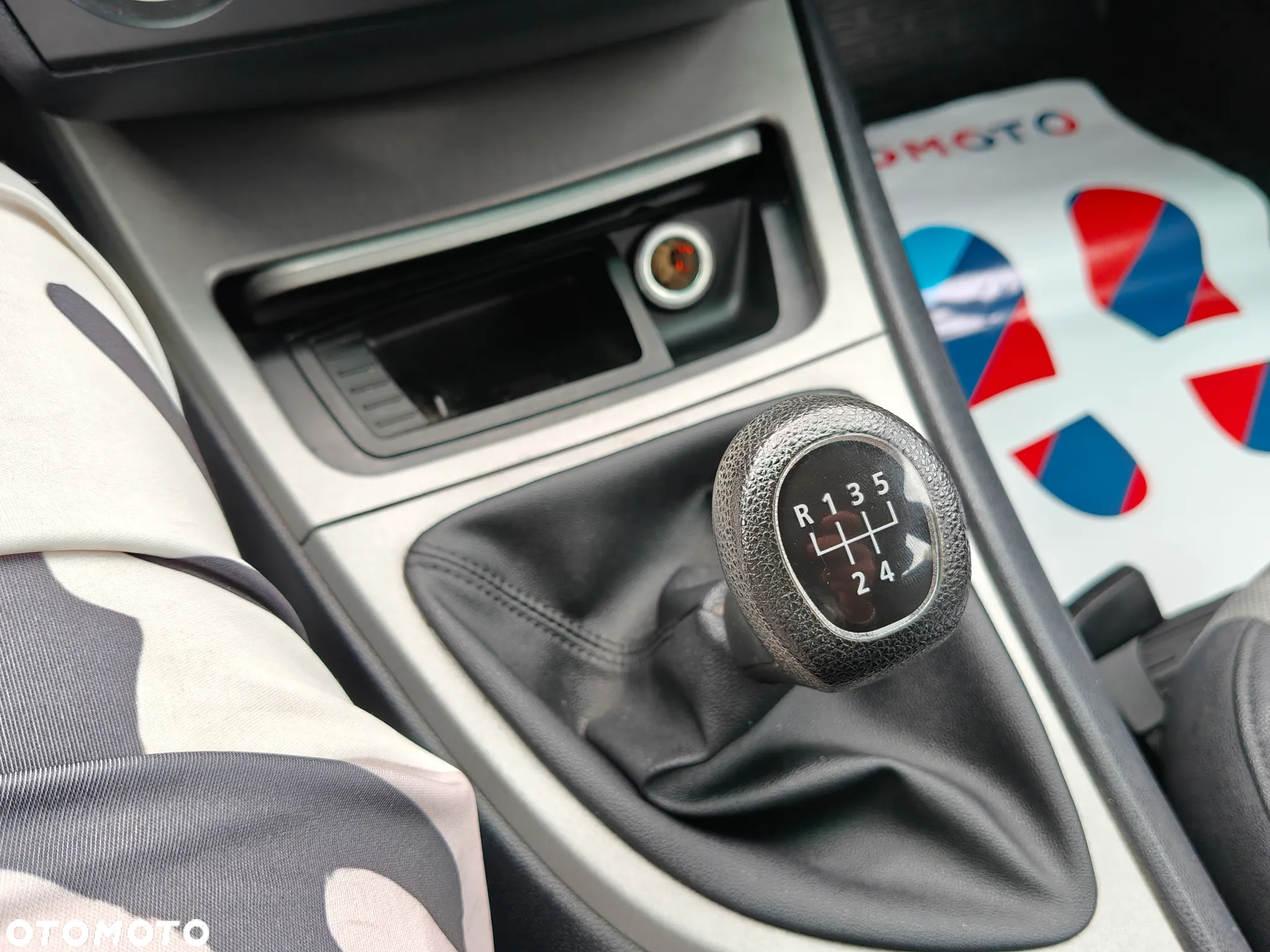BMW Seria 1 118i - 23