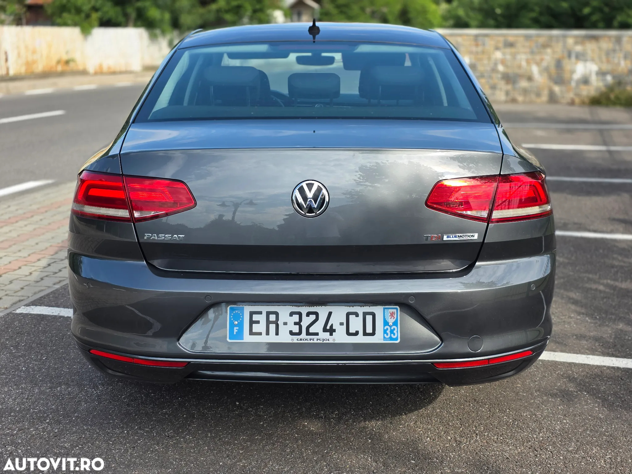 Volkswagen Passat 1.6 TDI (BlueMotion Technology) DSG Trendline - 16