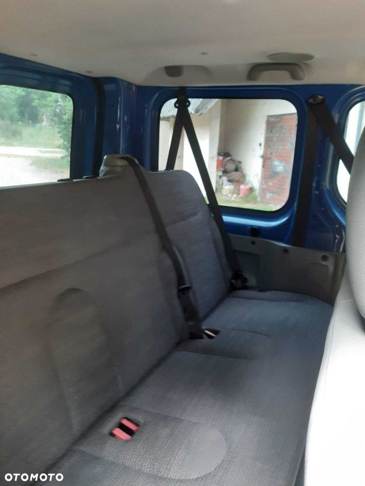 Renault Trafic - 2