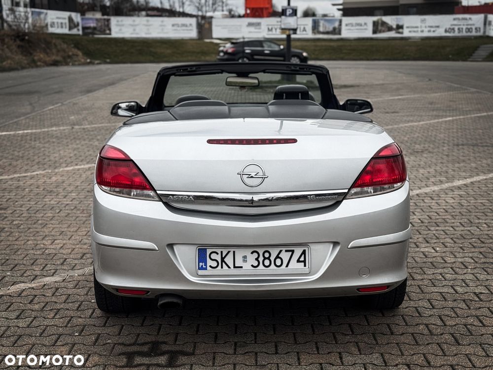 Opel Astra 1.6 Enjoy - 8