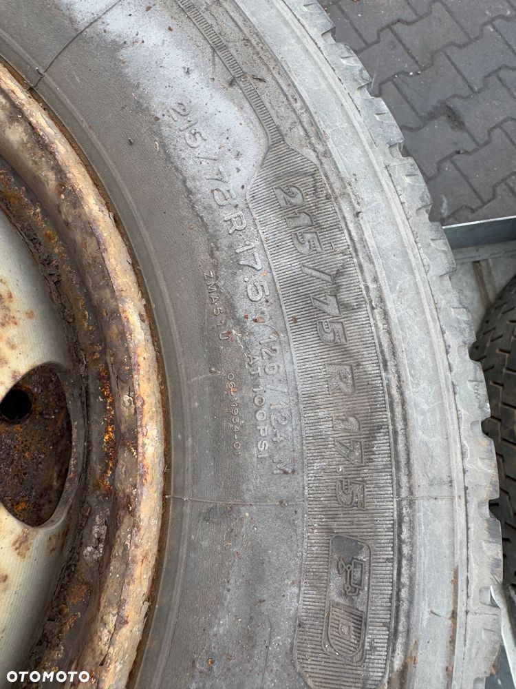 Komplet 4 kół, felga, opony Michelin 215/75 R17,5 - 3