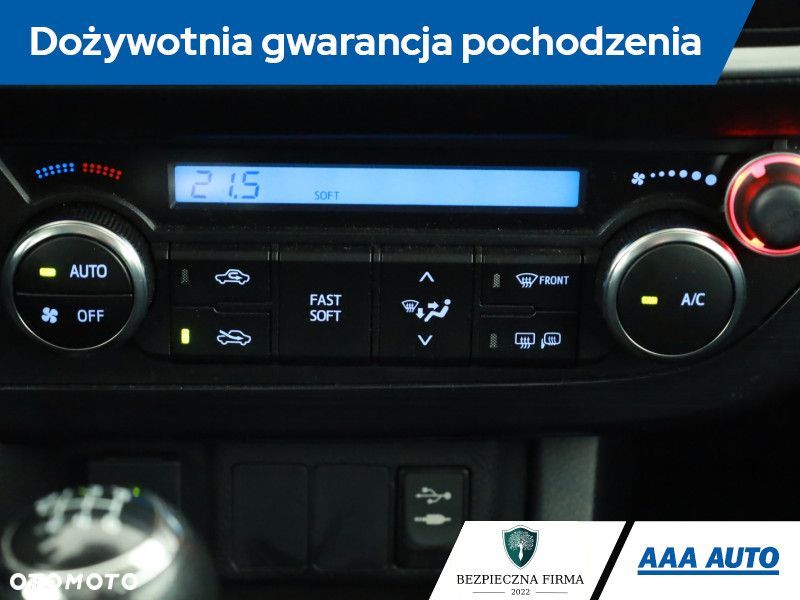 Toyota Auris - 12