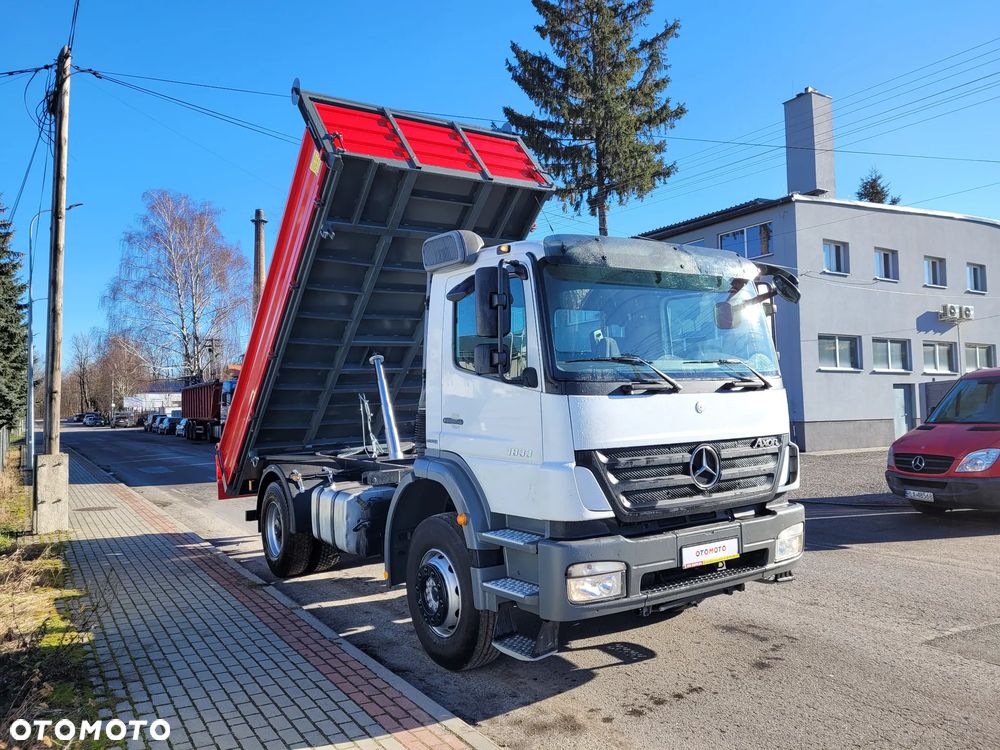 Mercedes-Benz AXOR 1833 NOWY KIPER KLIMA ROZSTAW OSI 3,60m WYWROTKA EURO 5 - 6