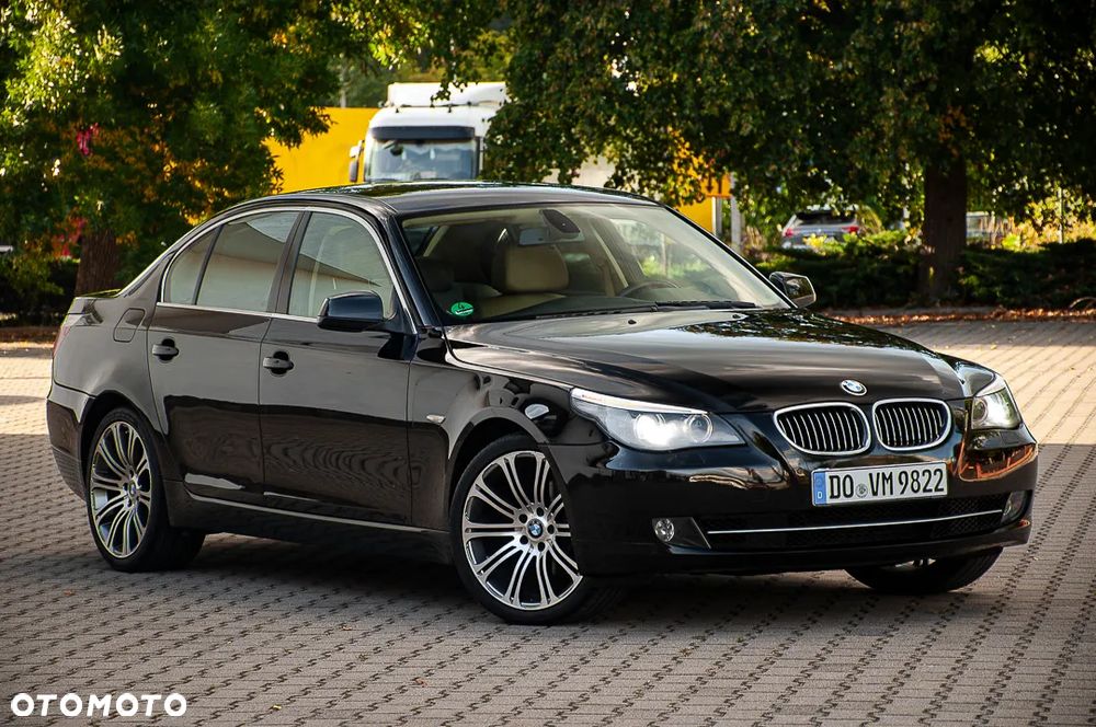 BMW Seria 5 525d - 6