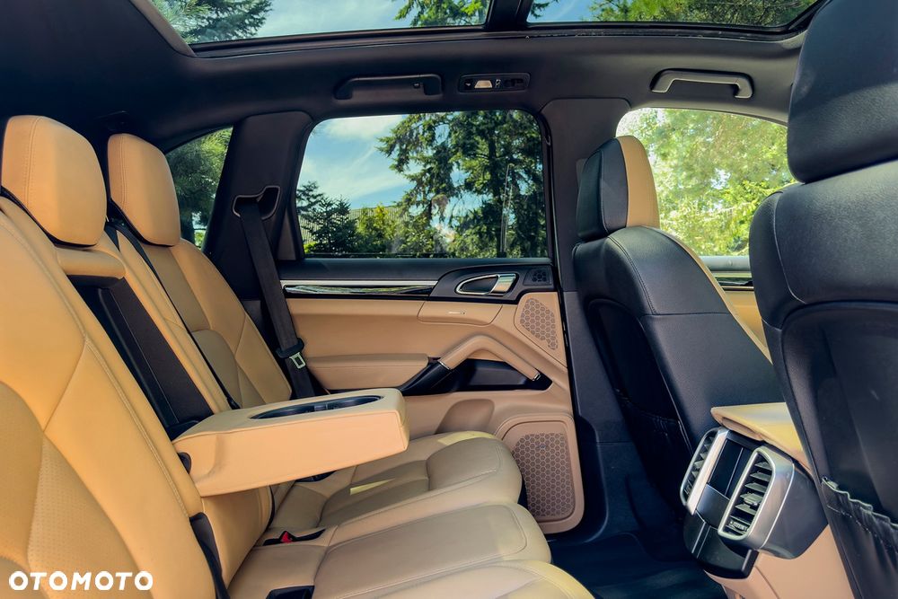 Porsche Cayenne S Diesel - 12