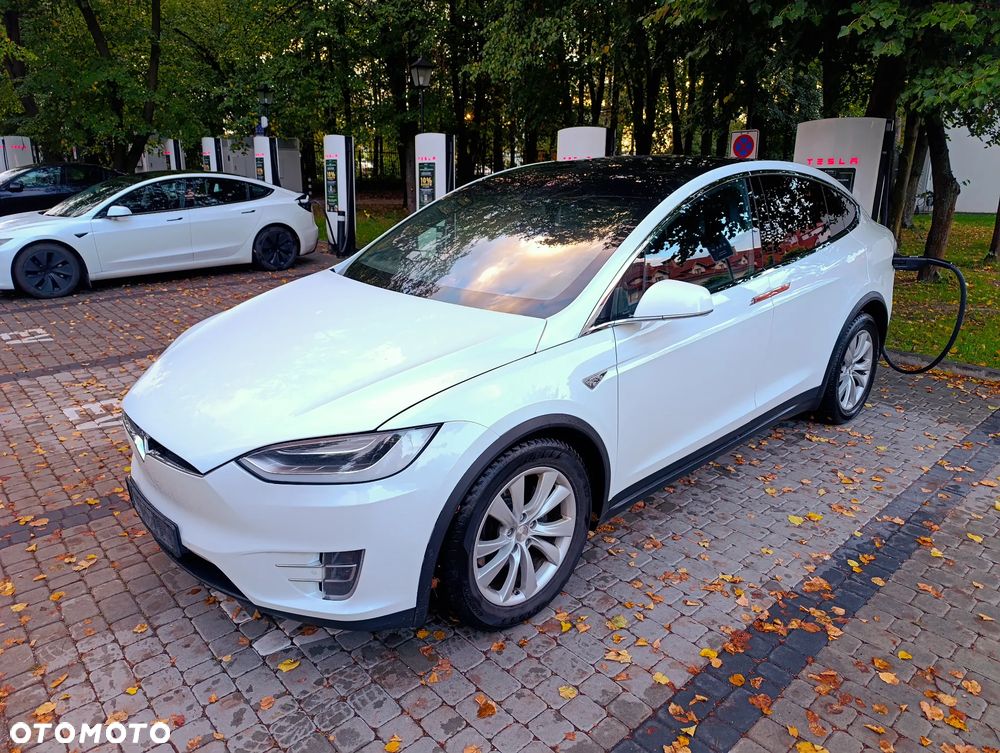 Tesla Model X Long Range Plus - 13