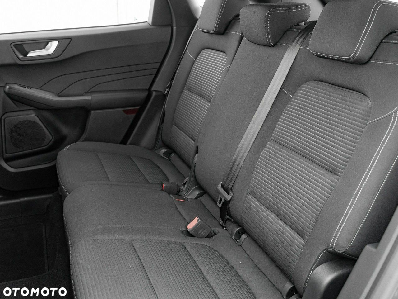 Ford Kuga 1.5 EcoBoost FWD Titanium - 26