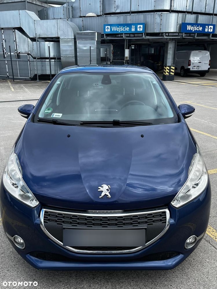 Peugeot 208 - 2