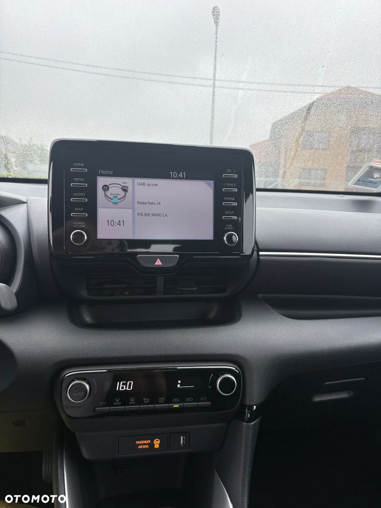 Toyota Yaris - 8