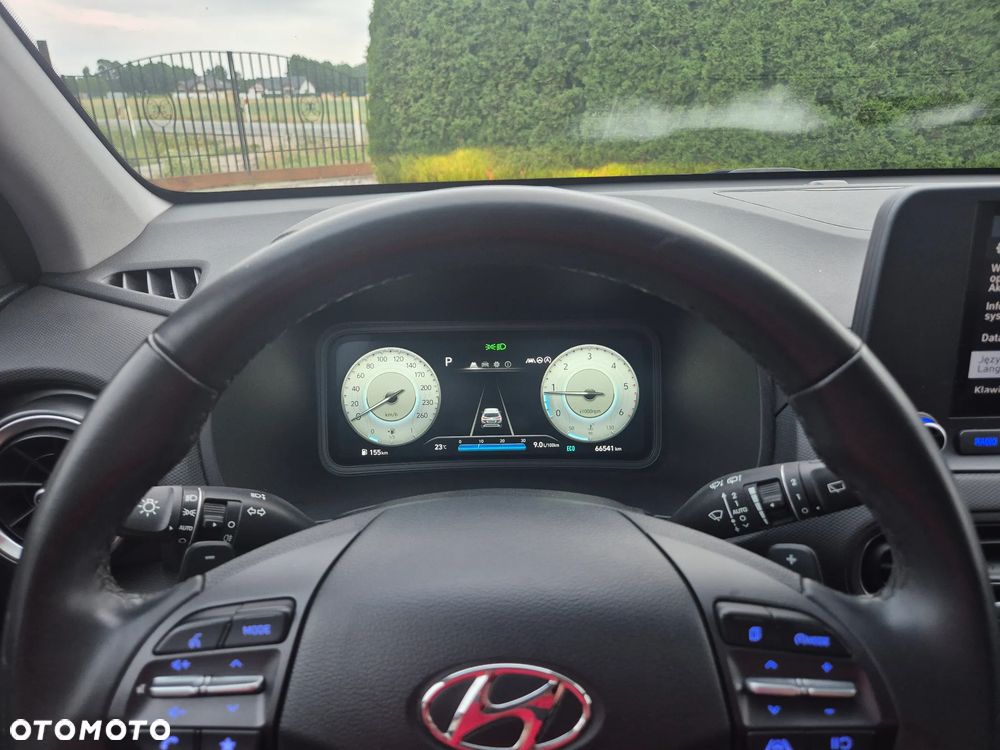 Hyundai Kona - 25