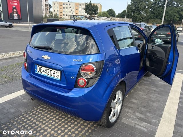 Chevrolet Aveo 1.6 LTZ - 6