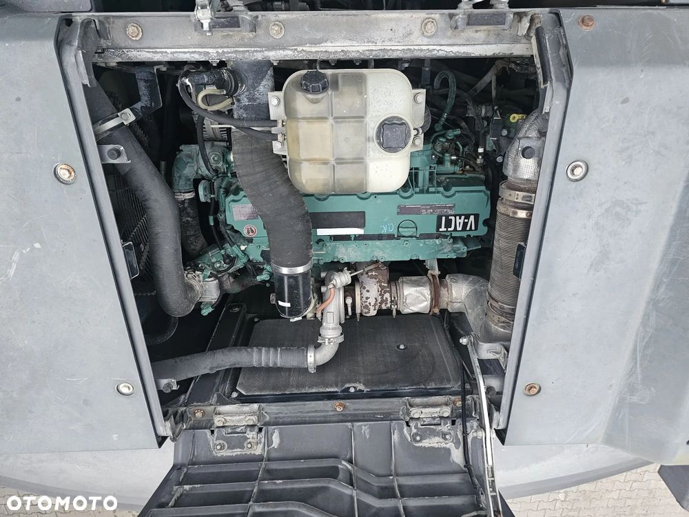 Volvo EC250EL Podnoszona Kabina - 28