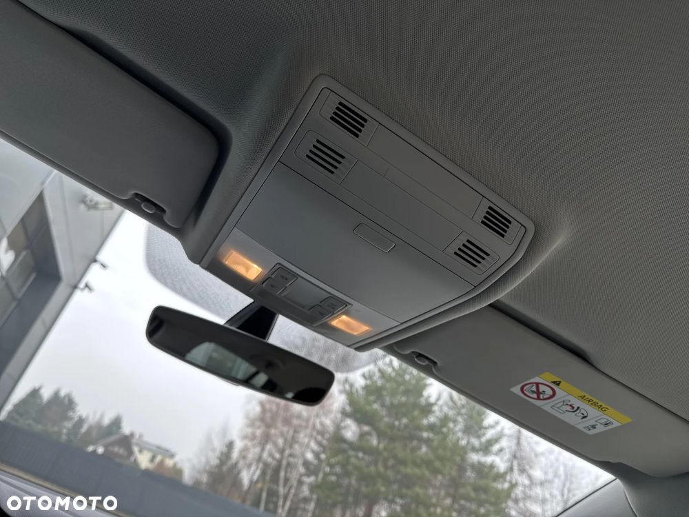 Volkswagen Golf 1.6 TDI BMT Comfortline - 12