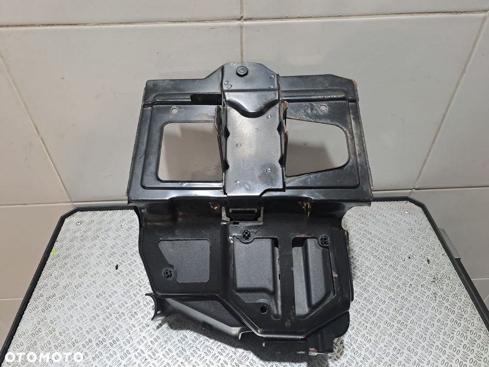 podstawa akumulatora Fiat Bravo II 2008 - 1