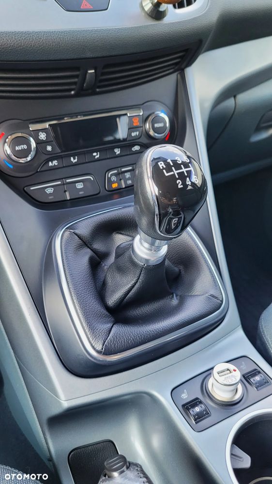 Ford C-MAX 1.6 EcoBoost Start-Stop-System Champions Edition - 23