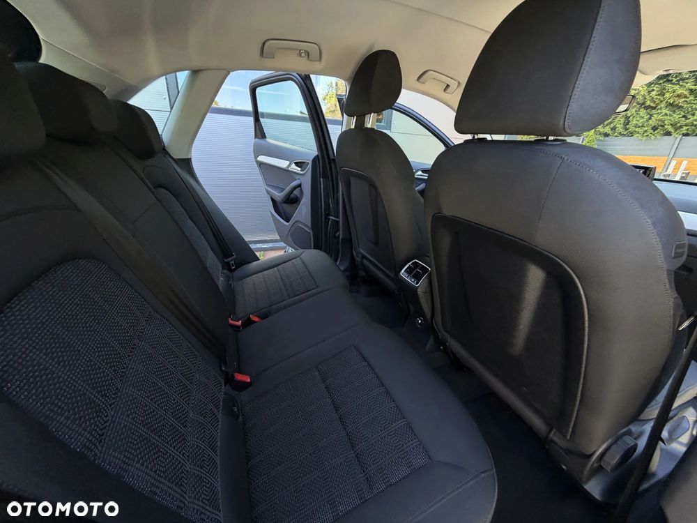 Audi Q3 1.4 TFSI Edycja Specjalna S tronic - 18