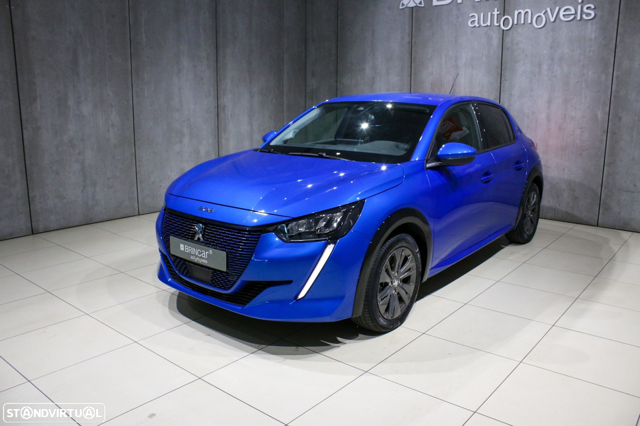 Peugeot e-208 Allure - 3