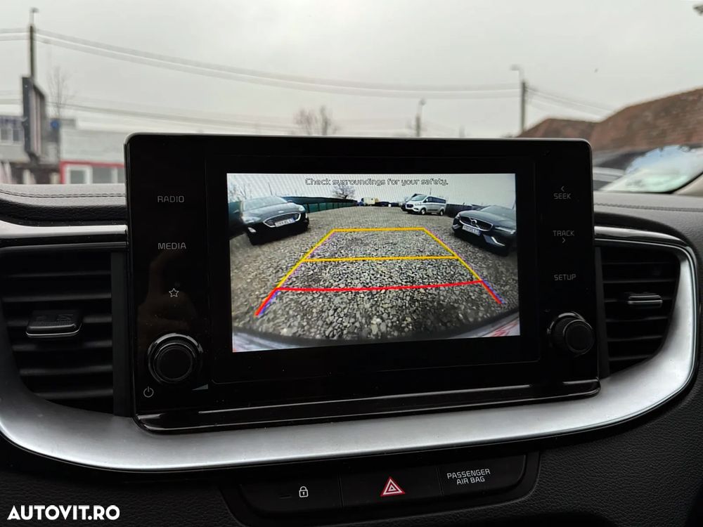 Kia Ceed SW 1.6 GDI DCT OPF Plug-in-Hybrid Spirit - 13