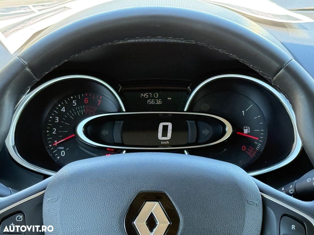 Renault Clio Estate Energy TCe Zen - 26