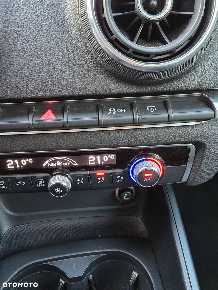 Audi A3 Sportback - 30