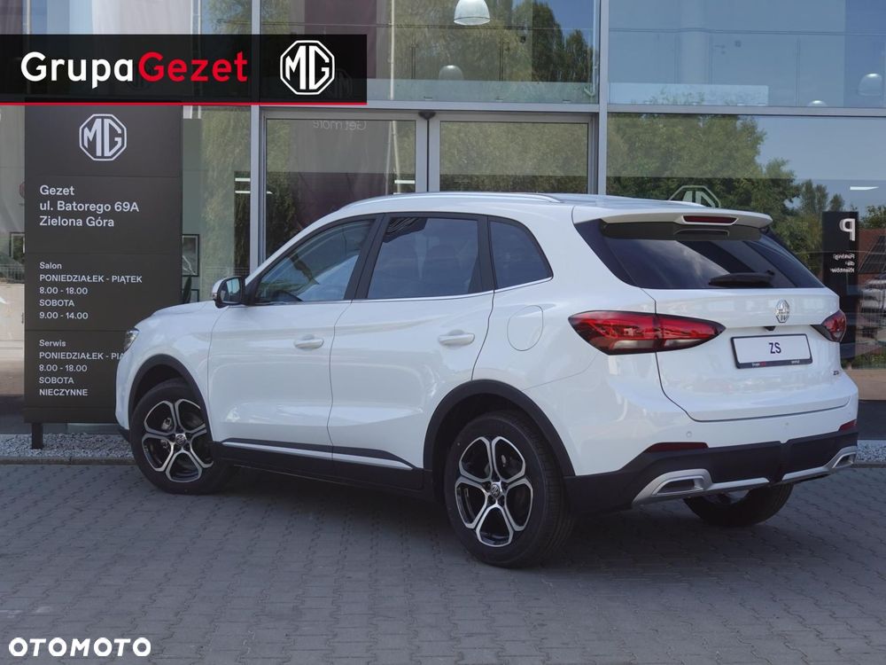 MG ZS - 3