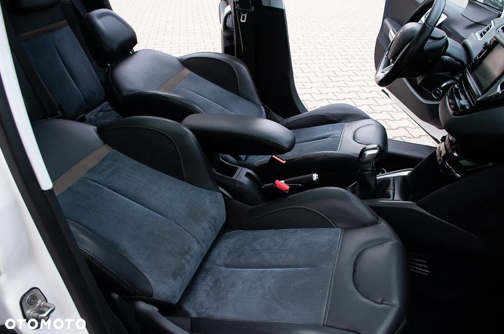 Peugeot 208 PureTech 110 Stop & Start Tech Edition - 28