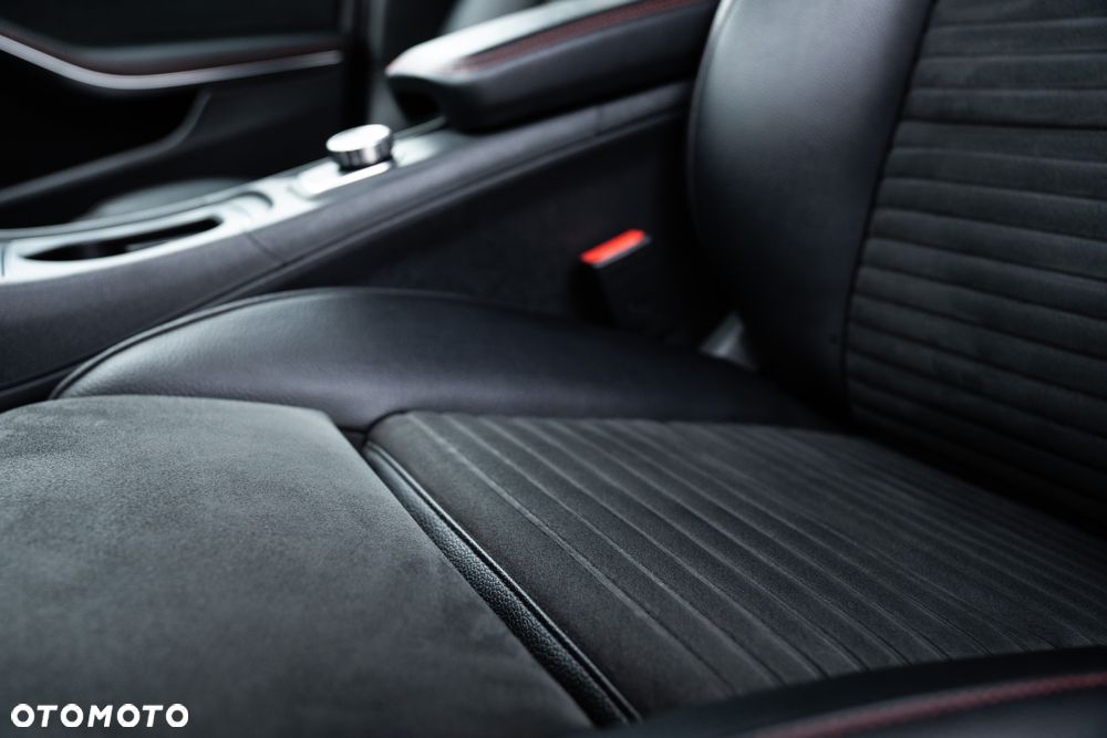 Mercedes-Benz GLA 220 4-Matic AMG Line - 7