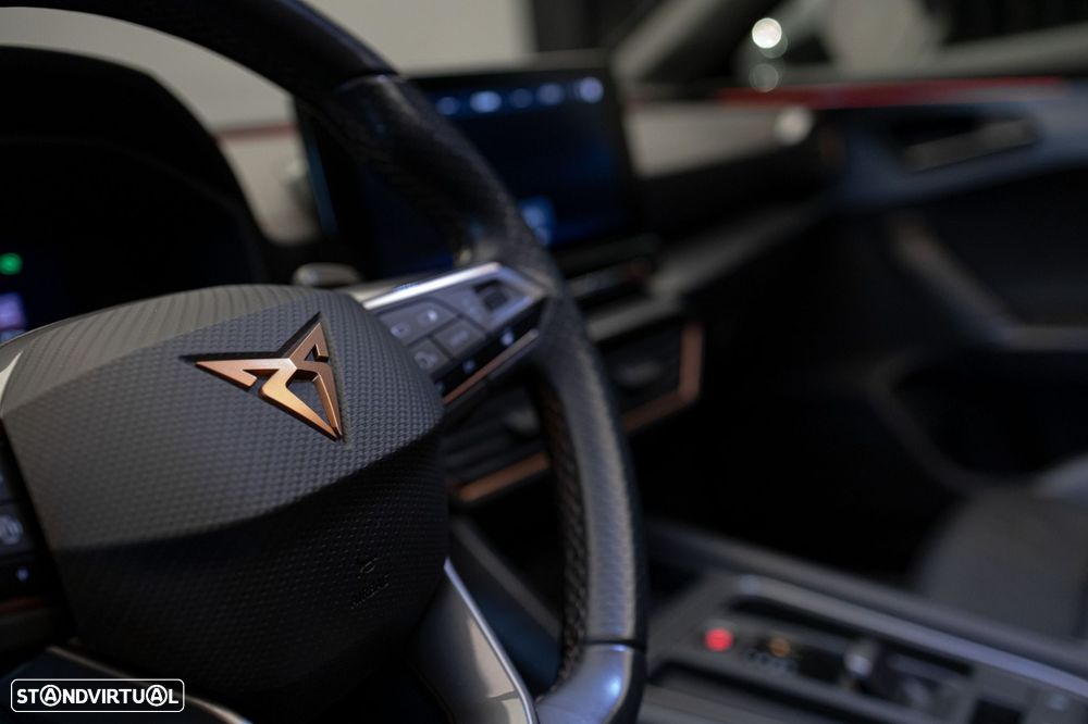 Cupra Formentor 1.4 e-Hybrid DSG - 25