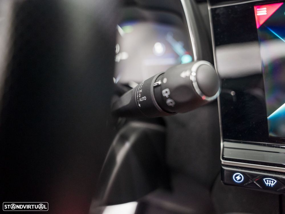 DS DS7 Crossback E-Tense Performance Line EAT8 - 23