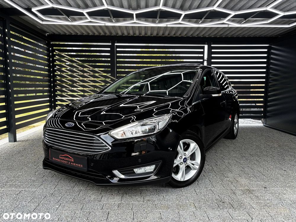 Ford Focus - 25