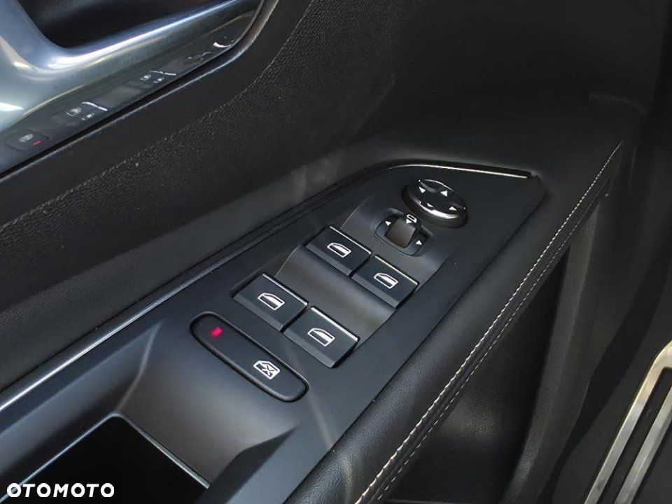 Peugeot 5008 - 20