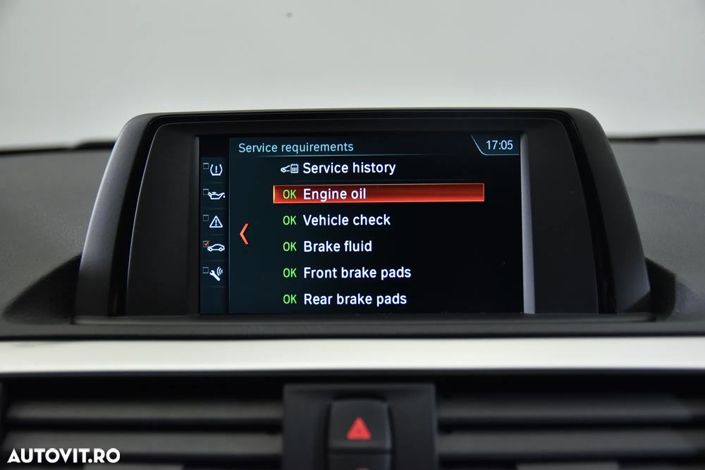 BMW Seria 1 118i - 22