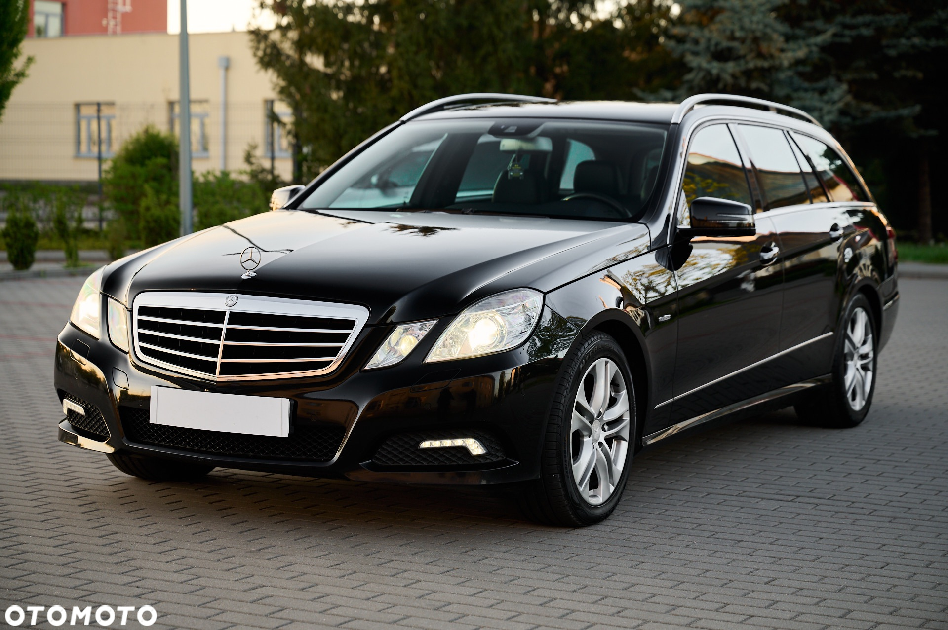 Mercedes-Benz Klasa E 200 BlueTEC 7G-TRONIC Avantgarde - 7