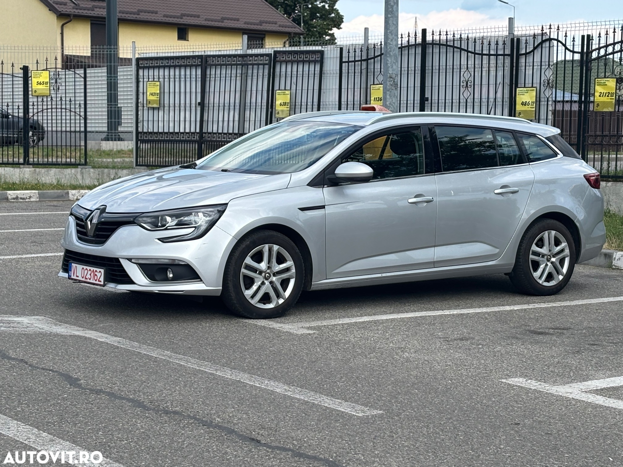 Renault Megane BLUE dCi Business - 3