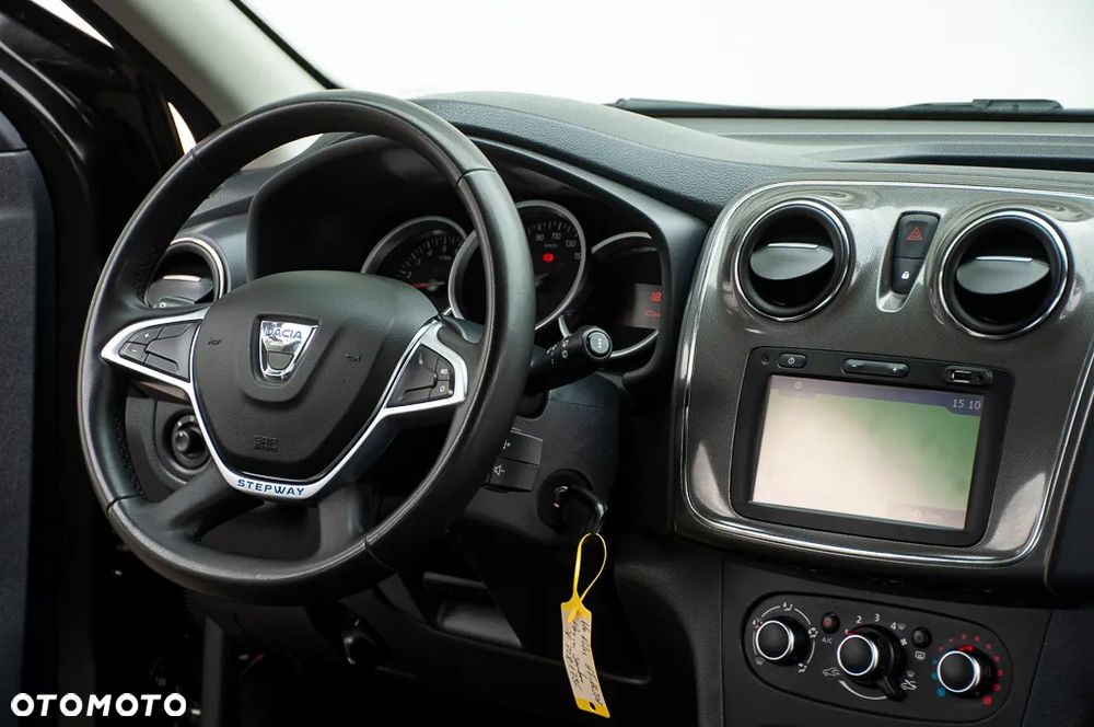 Dacia Sandero Stepway TCe 100 Prestige - 18