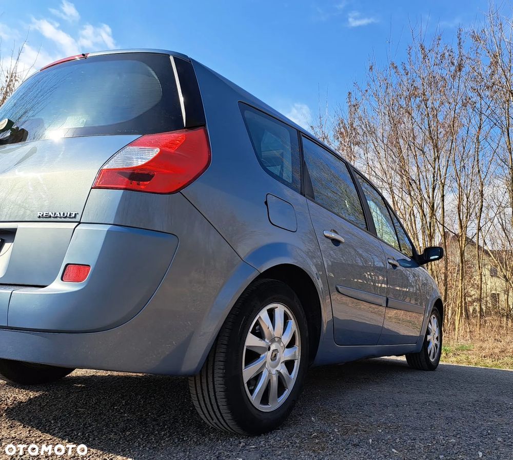Renault Scenic - 13