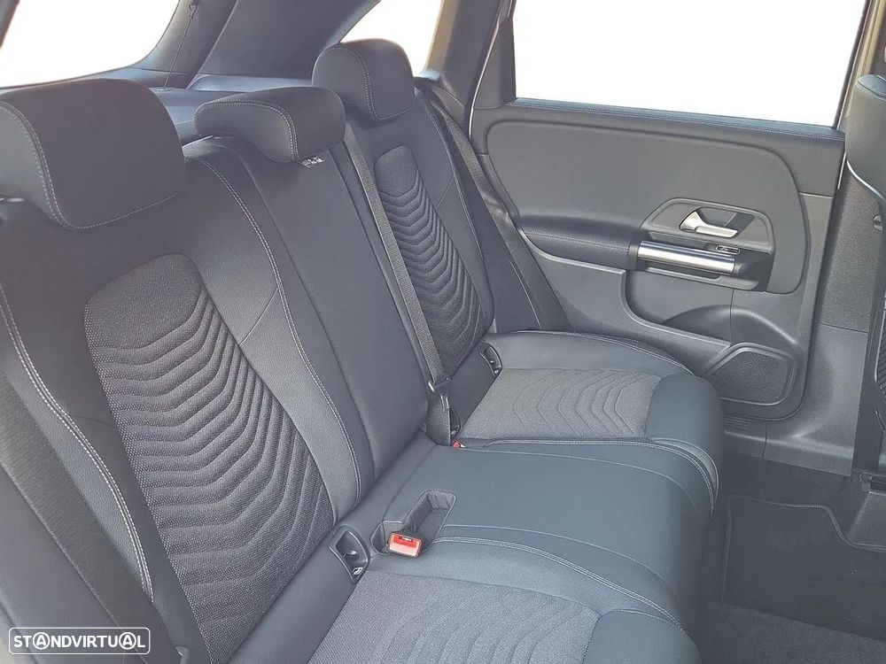 Mercedes-Benz B 250 e - 22