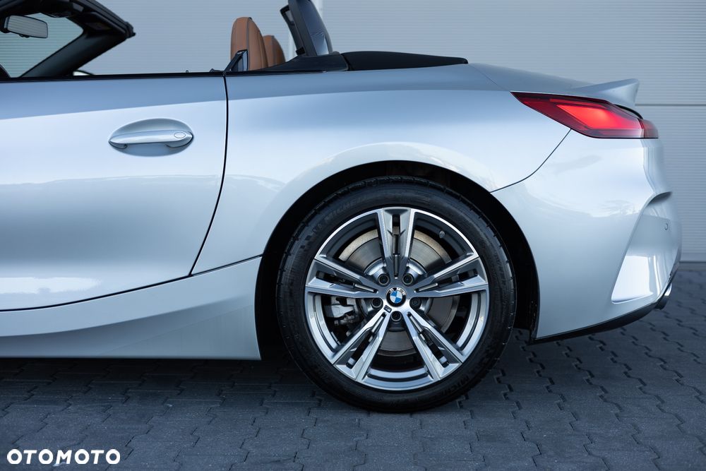 BMW Z4 20i sDrive - 13