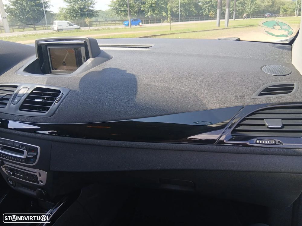 Renault Mégane Sport Tourer - 9