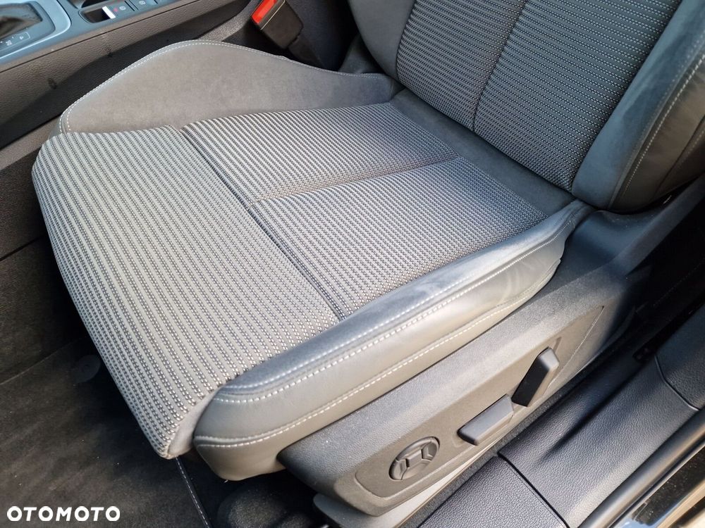 Audi Q3 35 TFSI mHEV S-Line S tronic - 13
