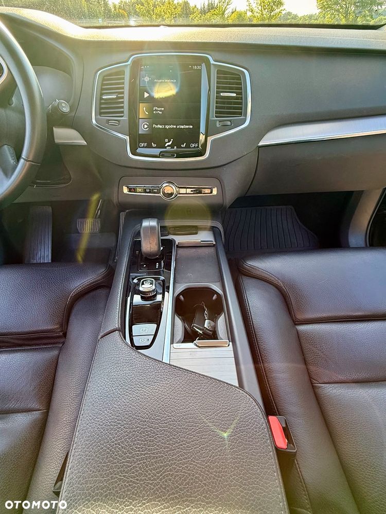 Volvo XC 90 B5 D AWD Momentum 7os - 24