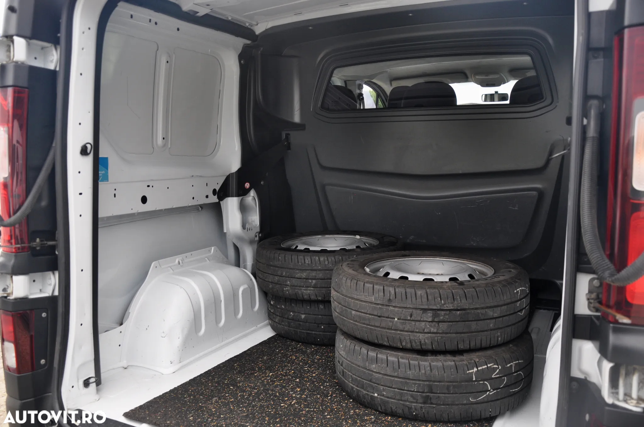 Opel Opel Vivaro Doka 5 Locuri - 8