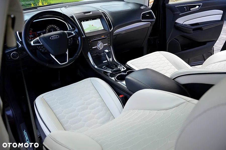 Ford Edge 2.0 TDCi Bi-Turbo 4x4 Vignale - 28