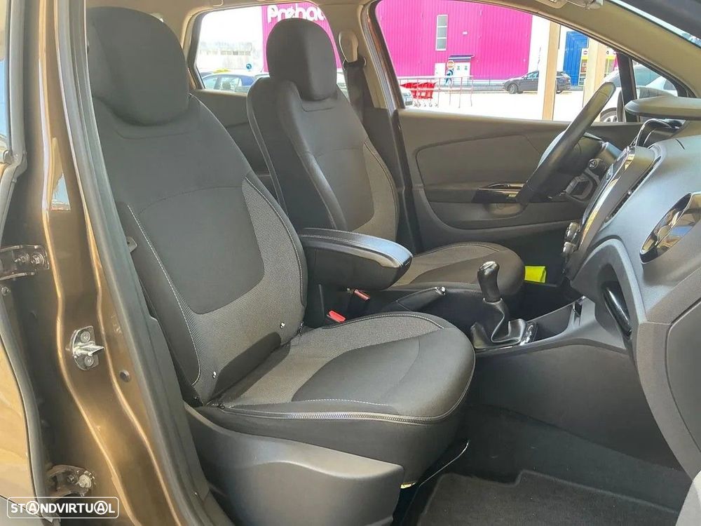 Renault Captur 0.9 TCE - 7