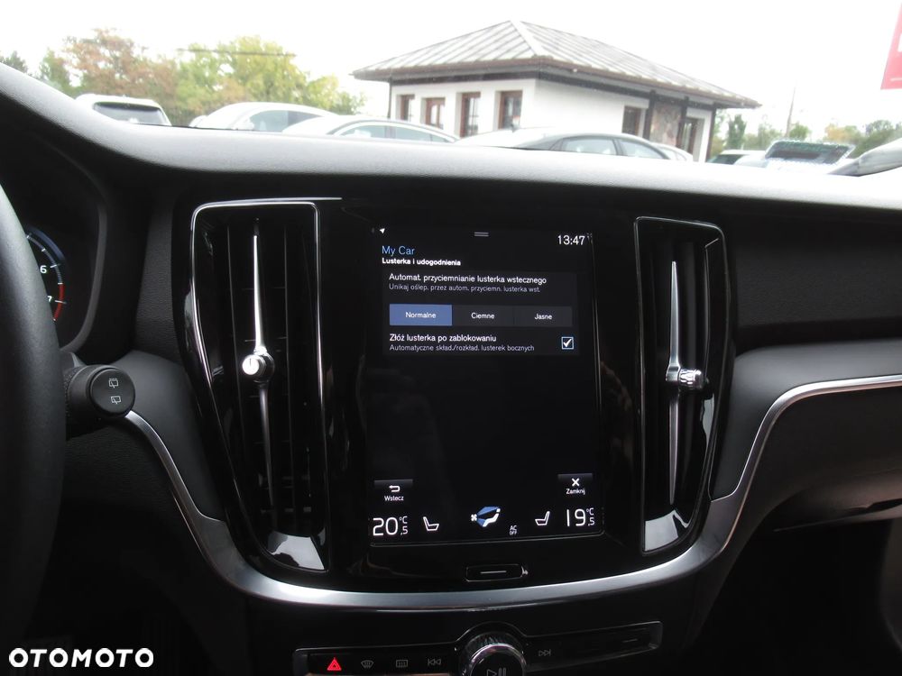 Volvo V60 T4 Momentum - 23