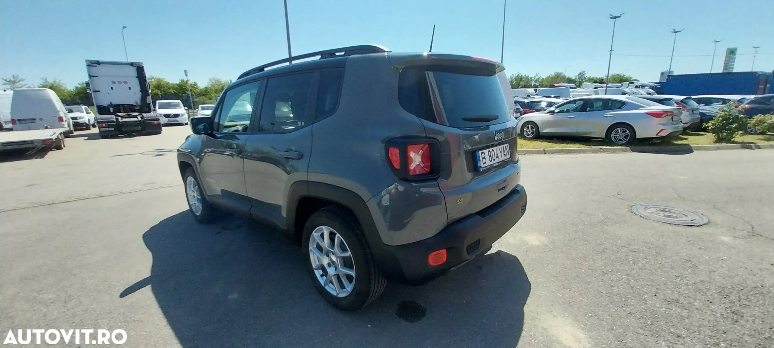 Jeep Renegade 1.5 FWD AT7 MHEV Limited - 5