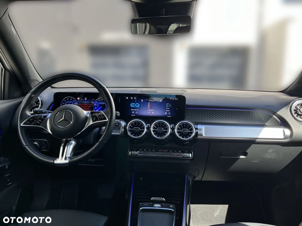 Mercedes-Benz EQB - 14