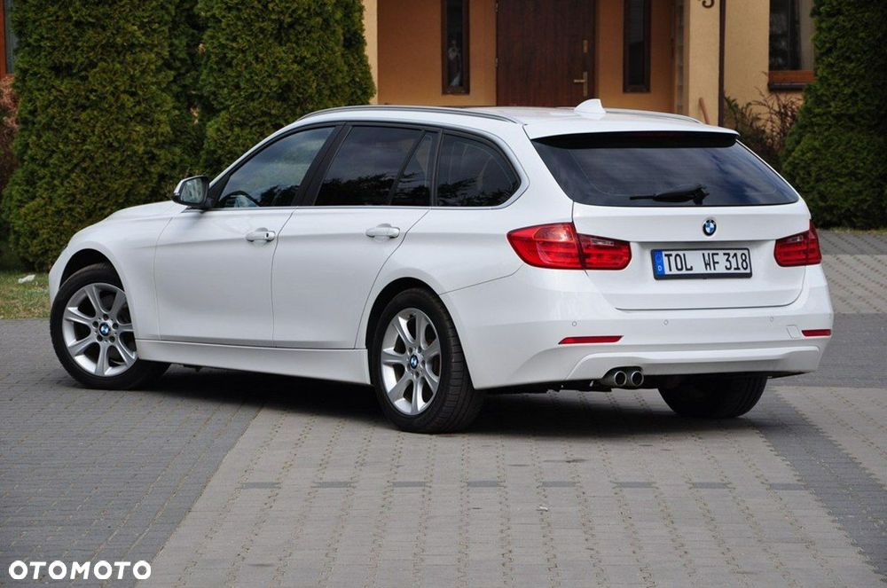 BMW Seria 3 330d xDrive Blue Performance Luxury Line - 20